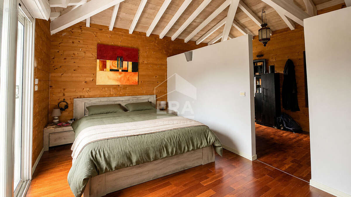 Centre de Gujan-Mestras - Maison ossature bois de 183 m² - photo 3