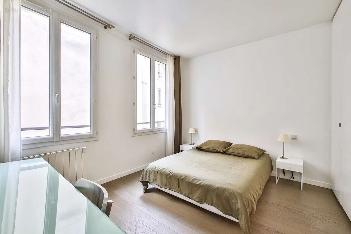 Appartement à PARIS-3E