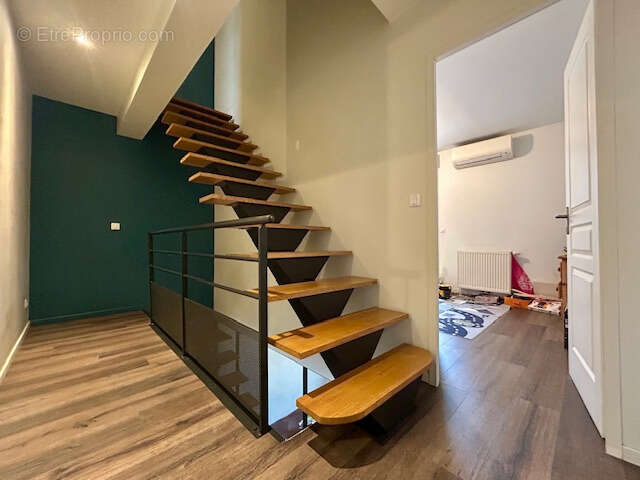 Maison à LA VILLE-DU-BOIS