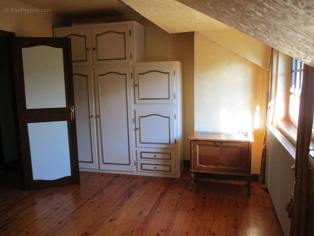 Maison à CHATEAU-CHINON(CAMPAGNE)