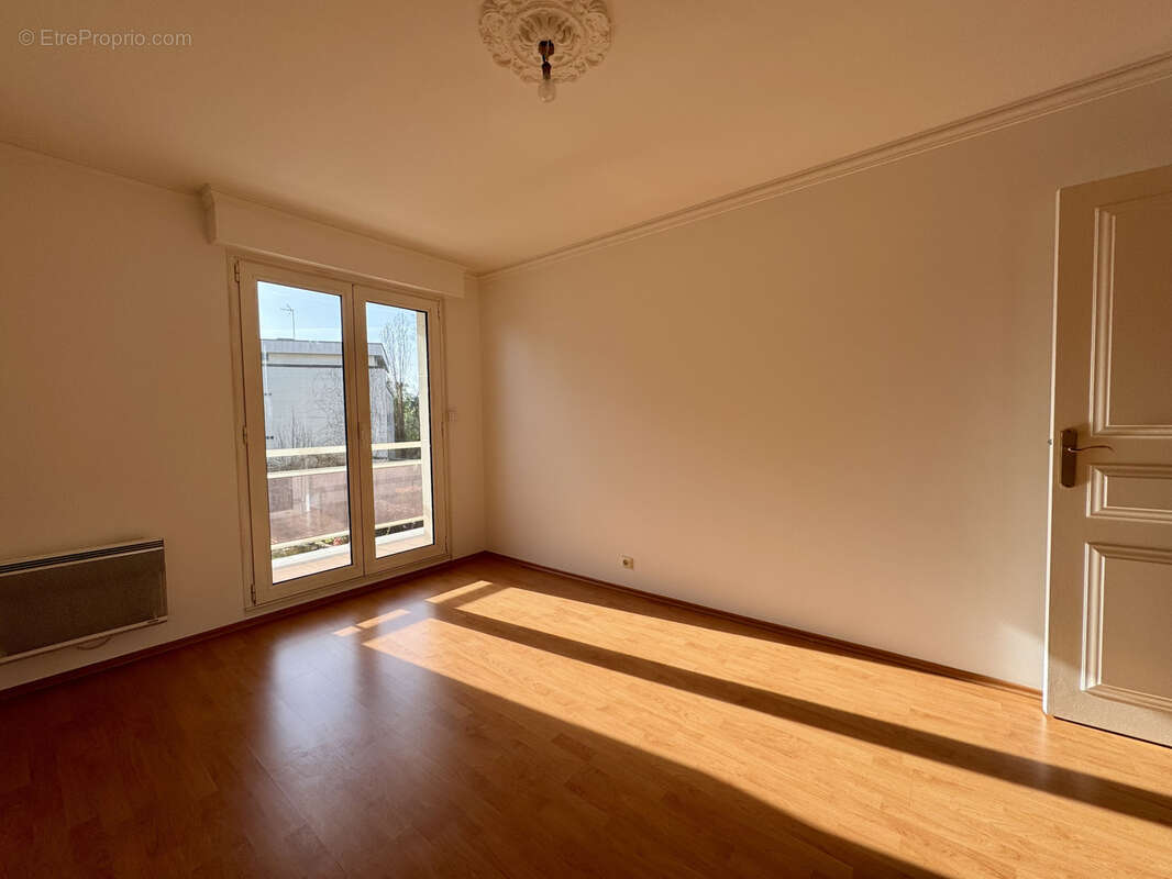 Appartement à LE PERREUX-SUR-MARNE