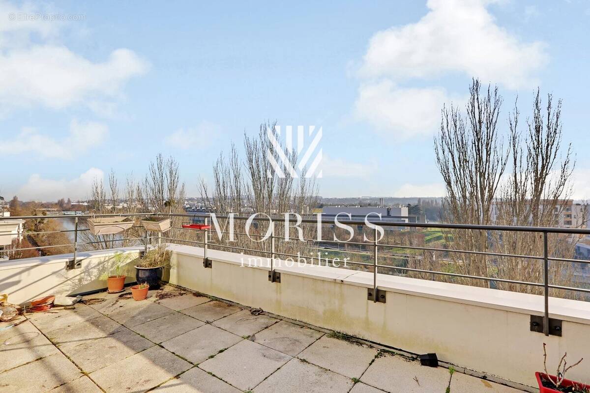 Appartement à NEUILLY-PLAISANCE