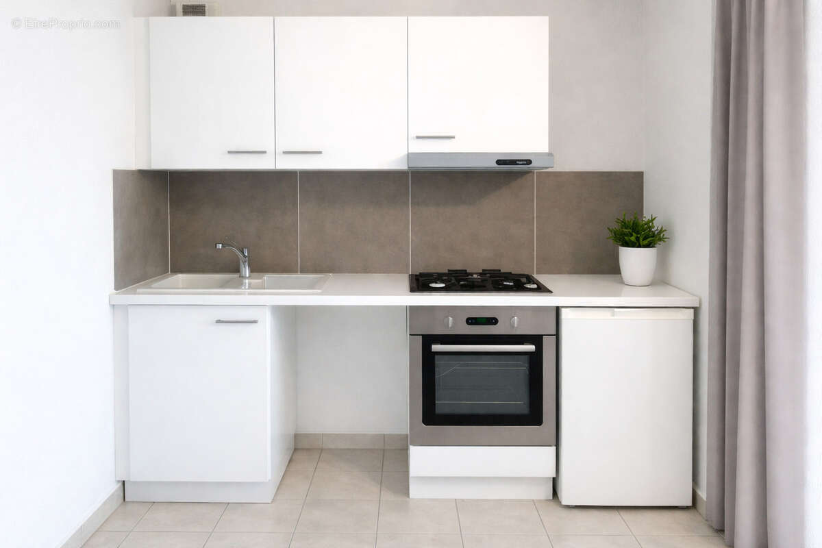 Appartement à LA CRAU