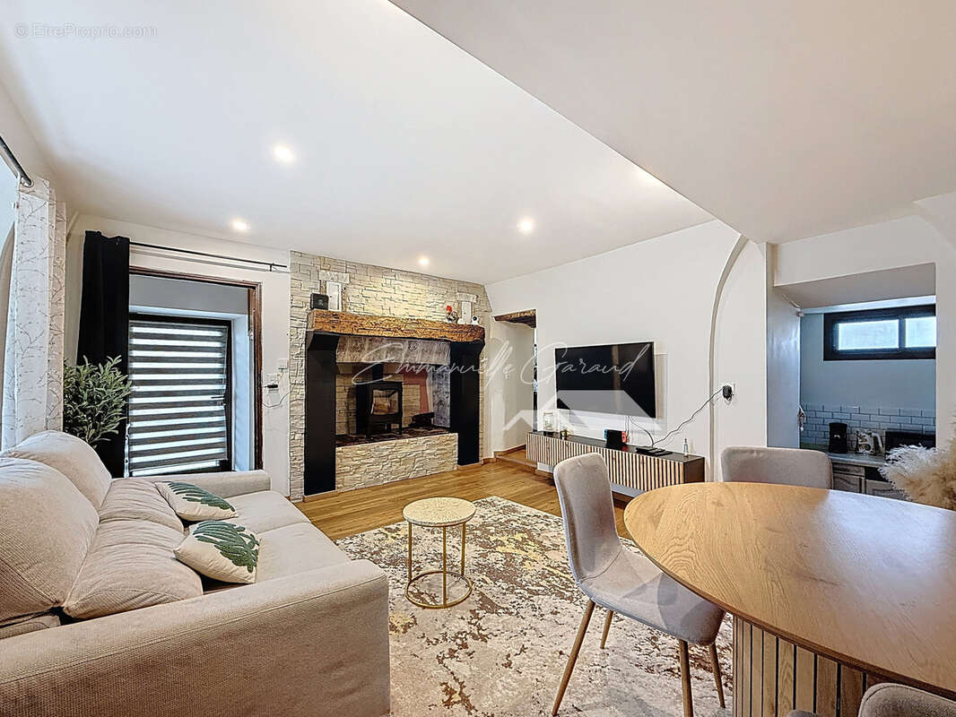 Maison à LA CRESSE