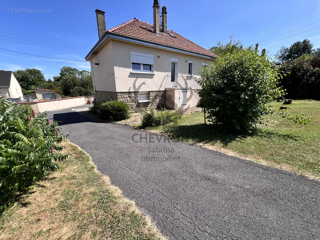 Pavillon individuel - 129 m2 - 5 pièces - photo 4