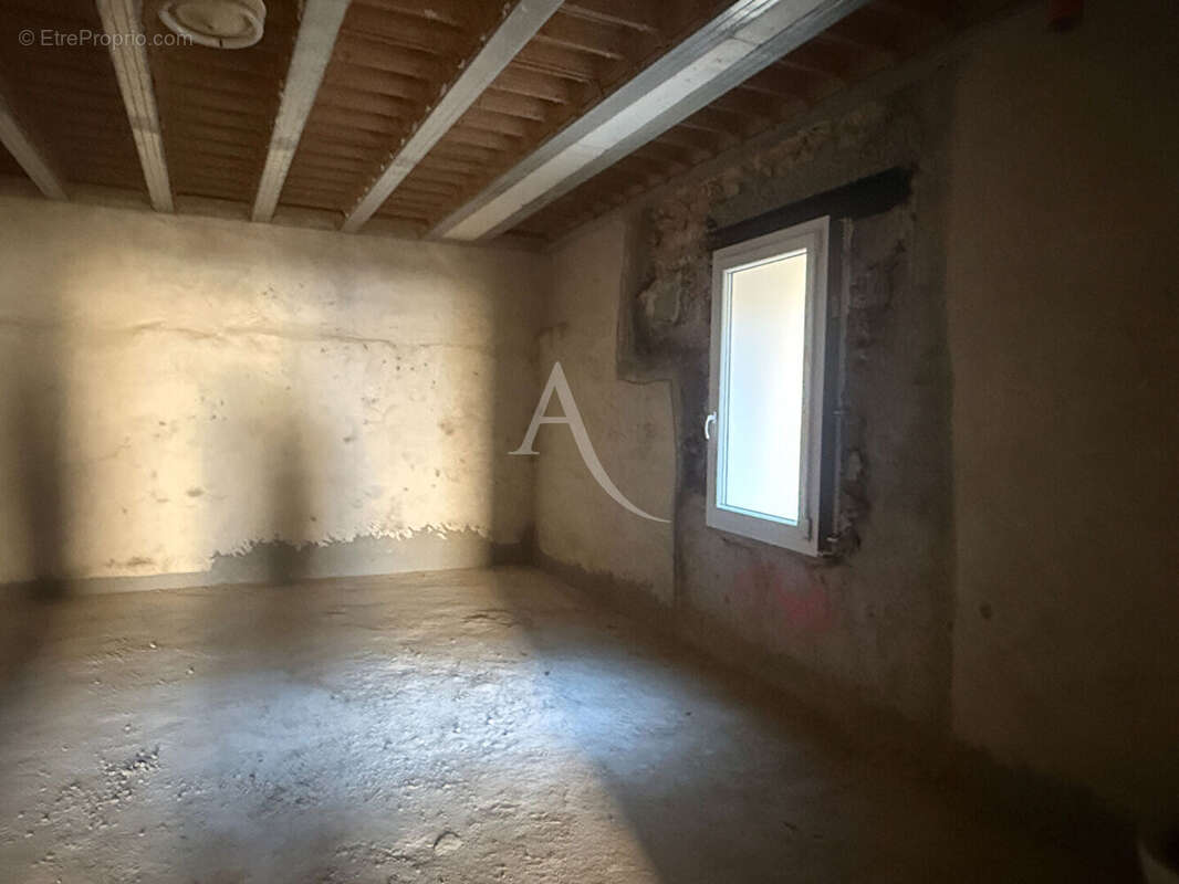 Appartement à GINASSERVIS