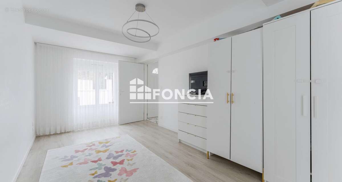 Maison à PONT-SAINT-MARTIN