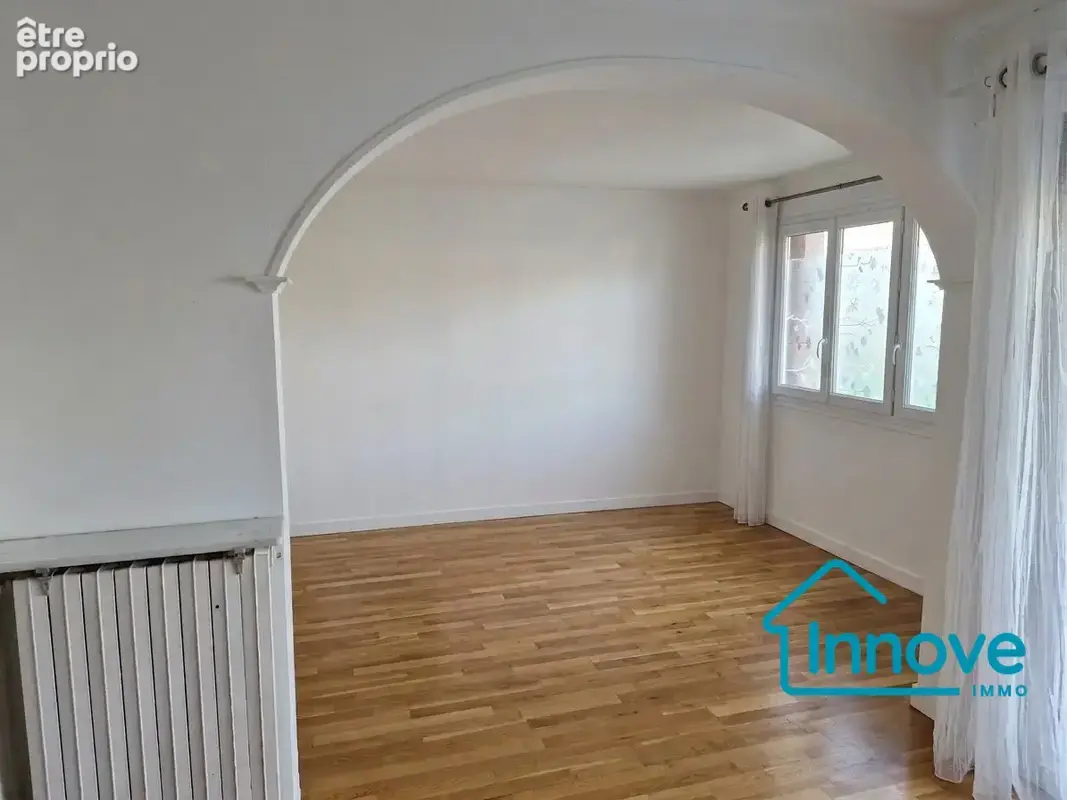 Appartement 5 pièces 73 m² à vendre à La Celle-Saint-Cloud (78170) - photo 5