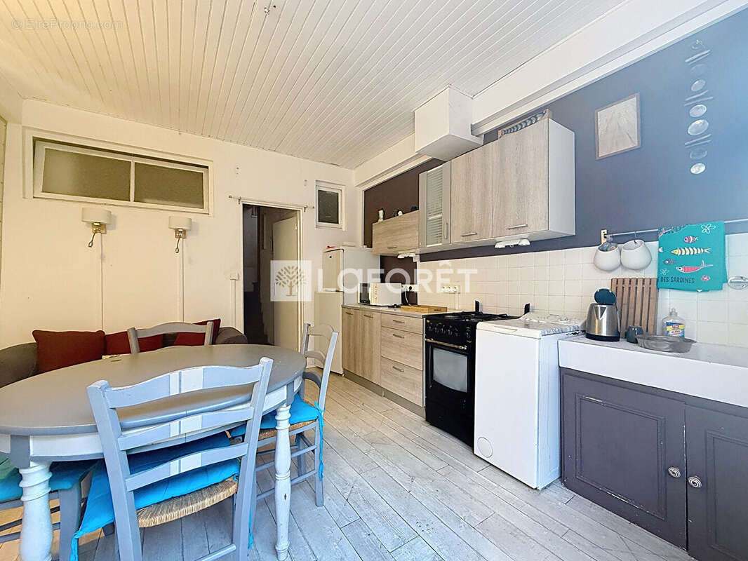 Maison à LA BREE-LES-BAINS