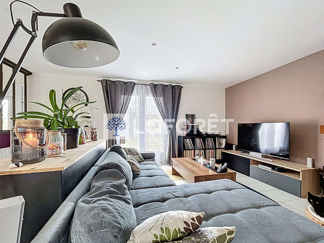 Maison à LA CHAPELLE-BERTRAND