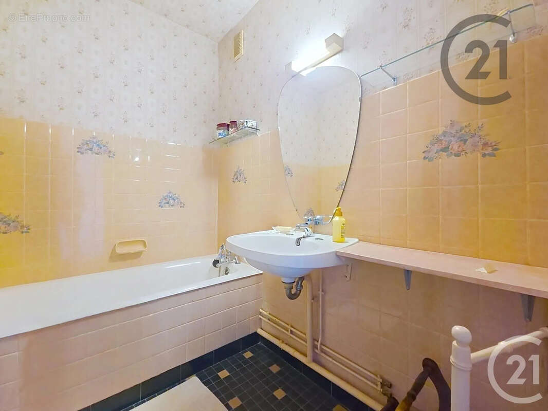 Appartement 99 m² à Troyes  - photo 7