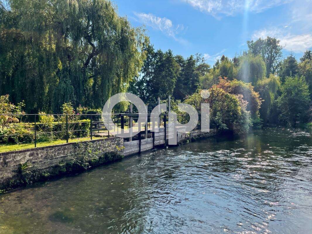 Maison à TOURNEVILLE