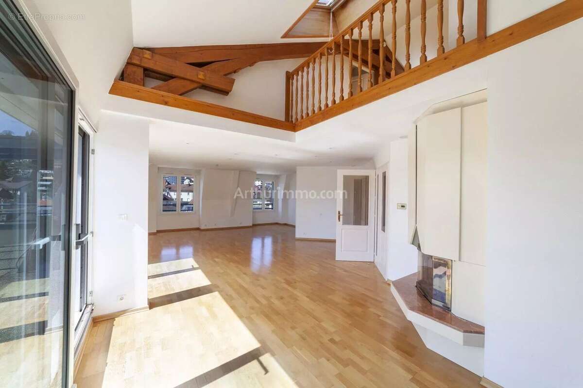 Appartement à MORTEAU