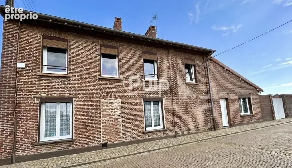 Charmante maison de ville individuelle en briques - photo 2