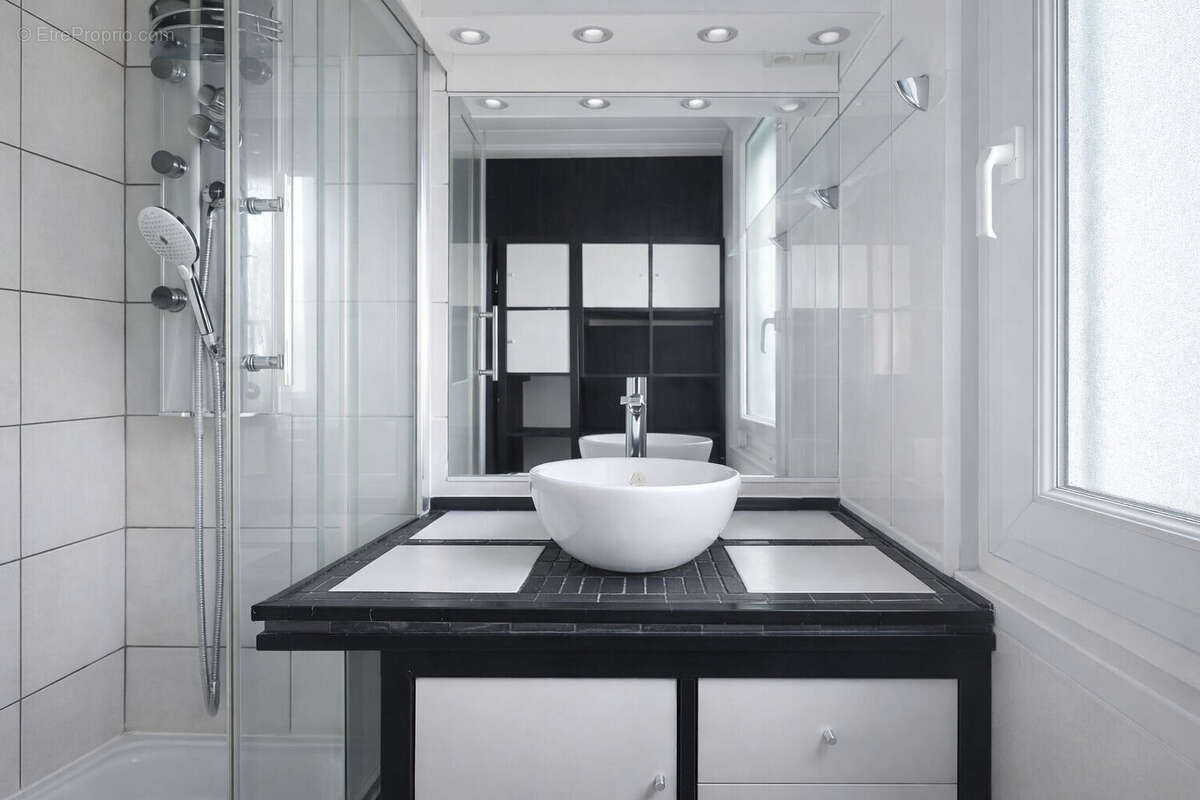 Appartement à NEUILLY-PLAISANCE