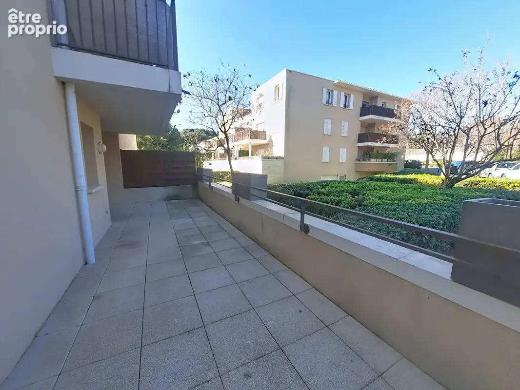 T3 + terrasse et box double chateau gombert  loubiere - photo 10