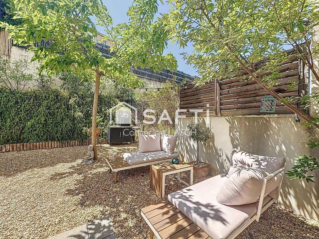 Photo 2 - Appartement à SAINT-JEAN-DE-VEDAS