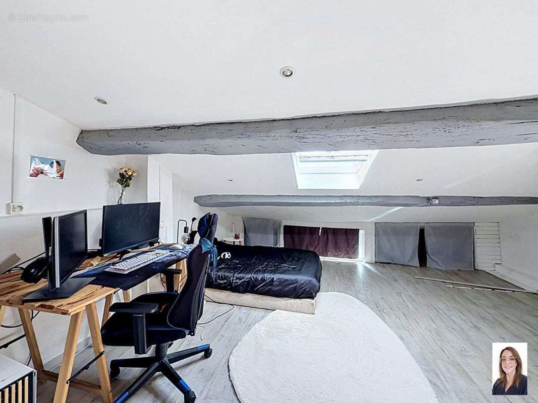 Appartement à TOURVES