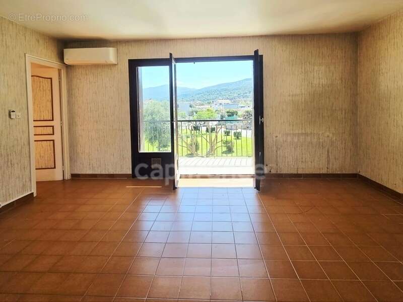 Appartement à BORGO