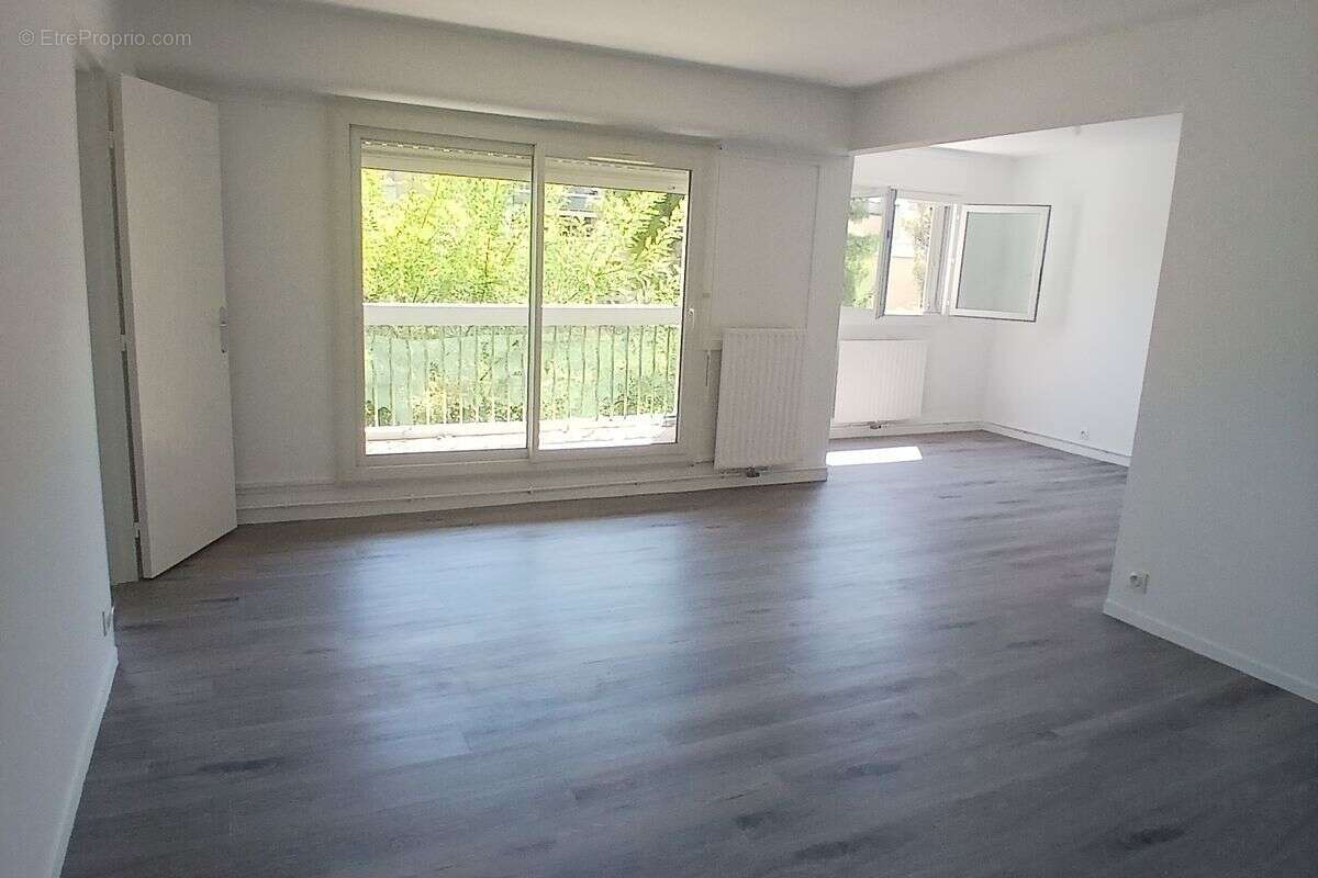 Appartement à MARSEILLE-11E