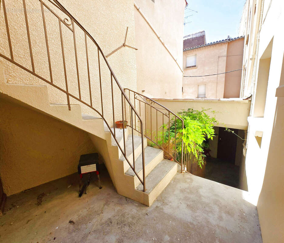 A vendre immeuble à Clermont l'hérault - photo 13