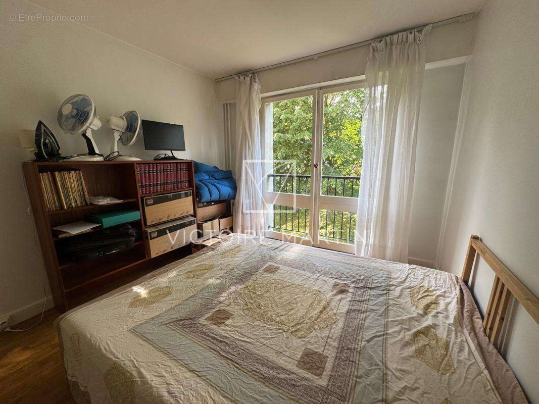 Appartement à VILLE-D'AVRAY