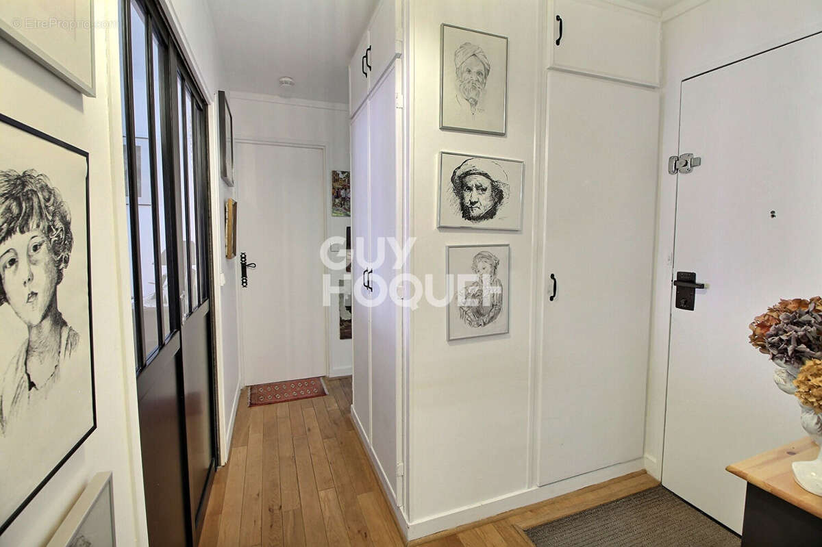 Appartement à CHAVILLE