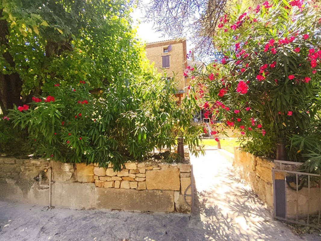 Maison à SARRIANS