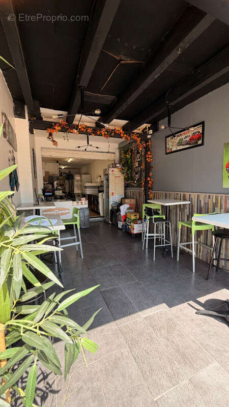 A vendre fonds de commerce pizzeria 45 m2 + 12 places en terrasse situe quartier la faviere bormes les mimosas - photo 4