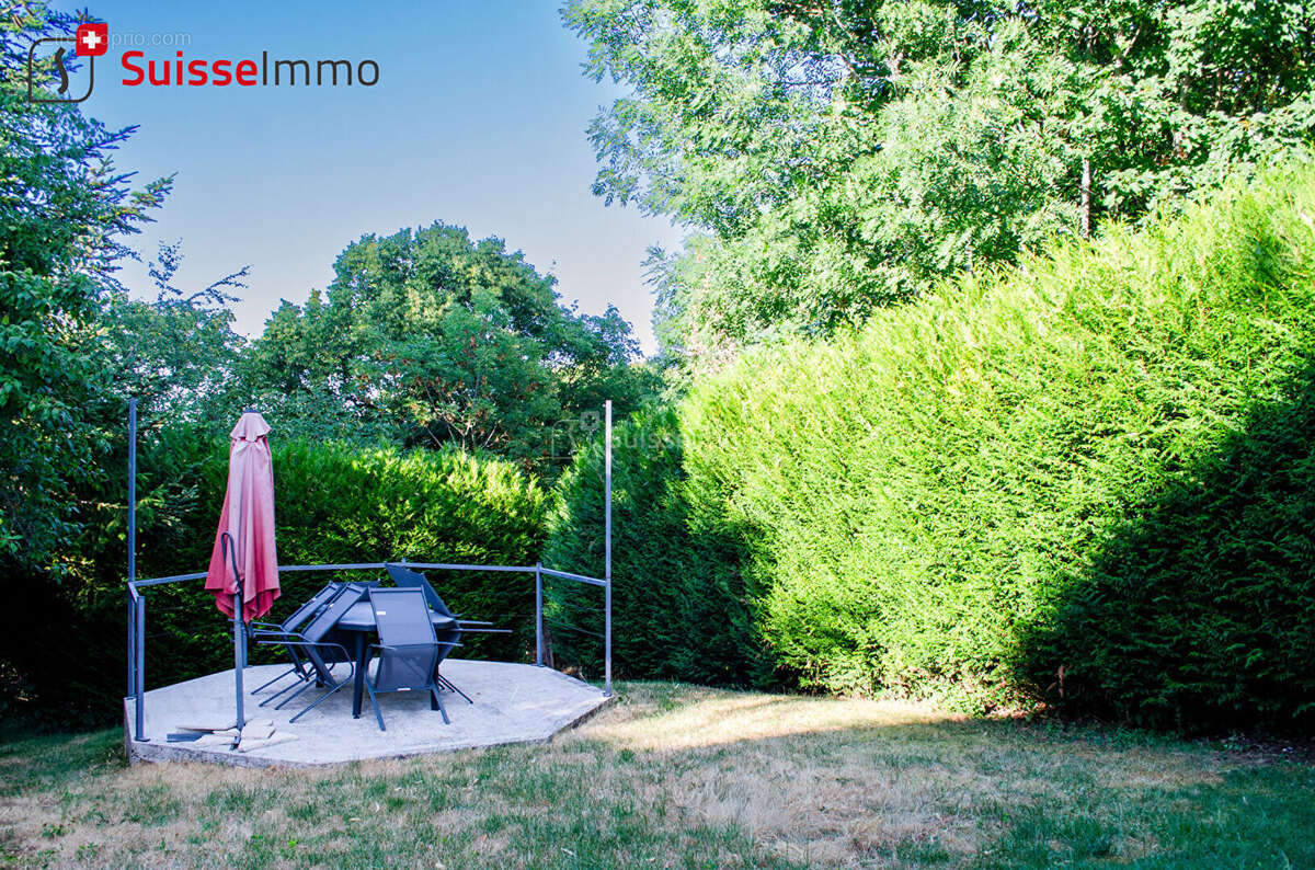 Maison de caractère à Blamont 9 pièce(s) 159 m2 , sur une parcelle de 427 m² - photo 3