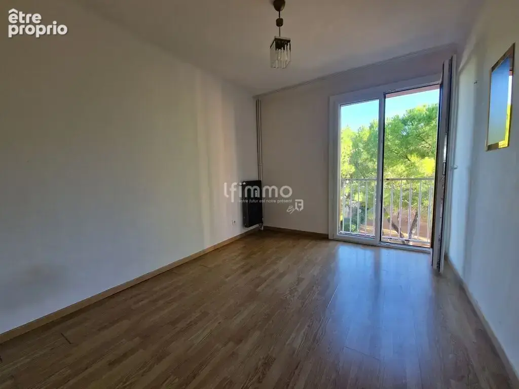 Appartement T3 avec terrasse et cave - photo 5