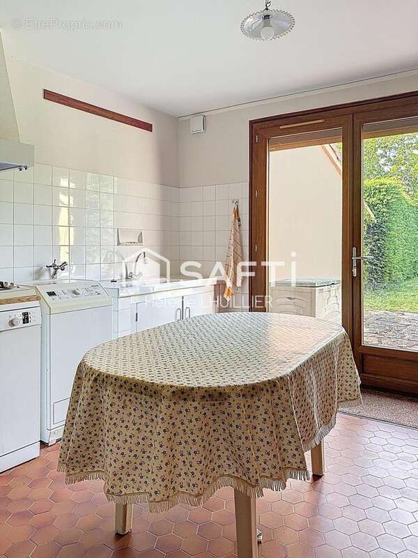 Photo 5 - Maison à SAINTE-FOY-DE-PEYROLIERES