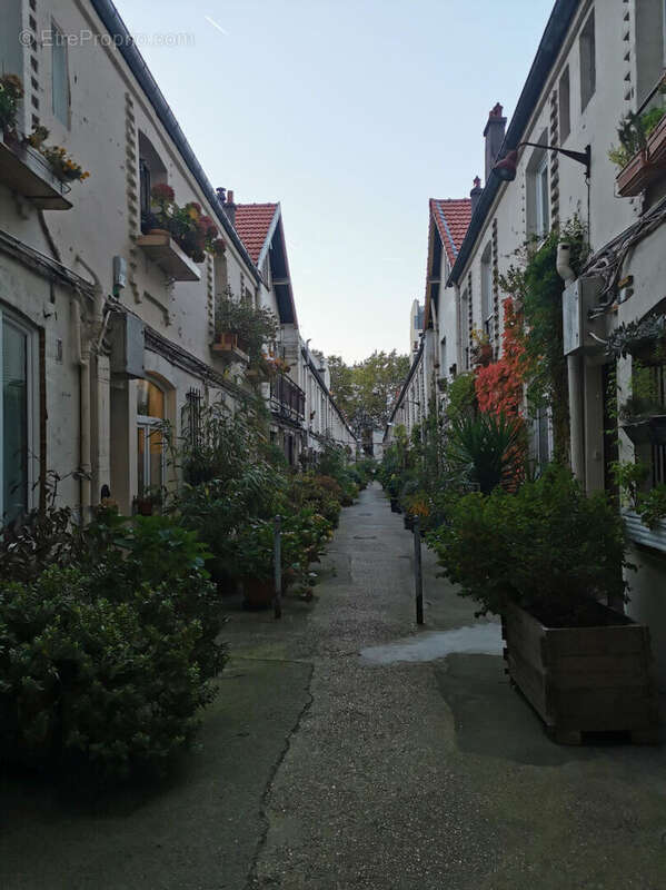 Appartement à PARIS-18E