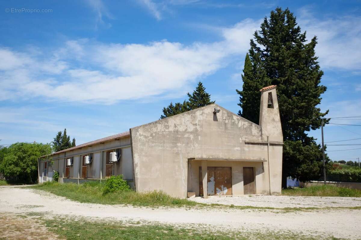 Commerce à BEAUCAIRE