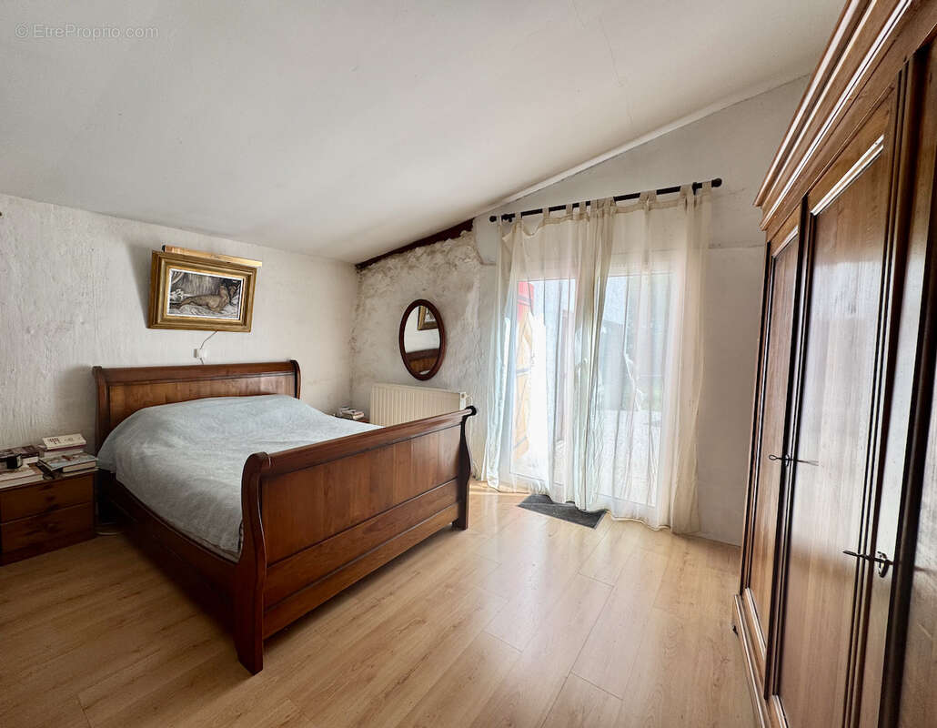 Maison à CASTELMORON-SUR-LOT