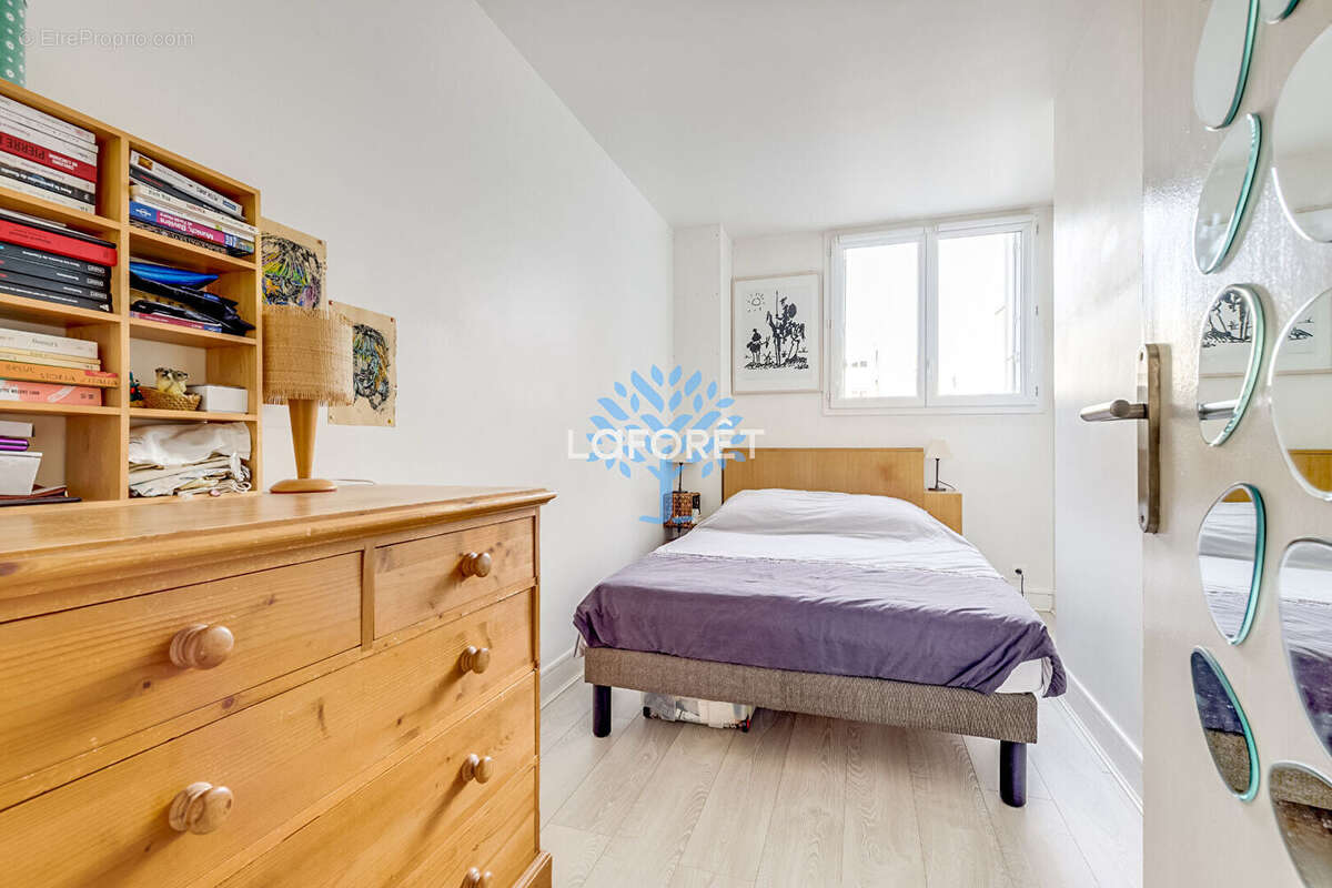 Appartement à PARIS-20E