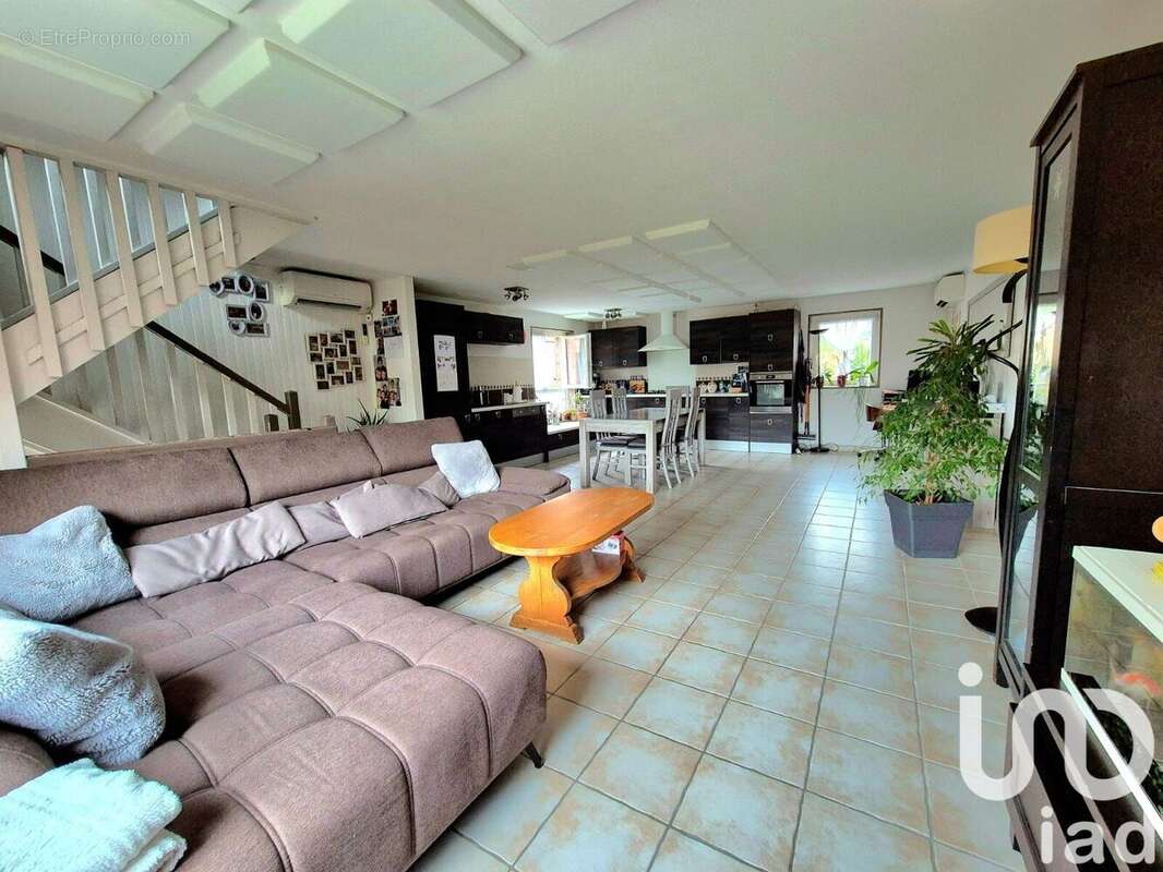 Photo 3 - Maison à VAUREAL