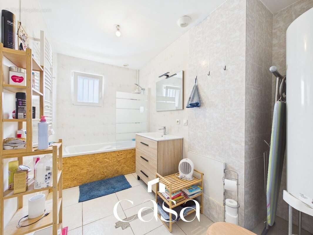 Maison 122 m² à Fourches  - photo 7