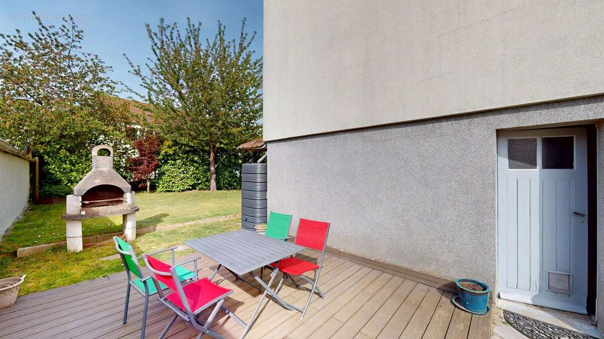 Maison à MONTFERMEIL