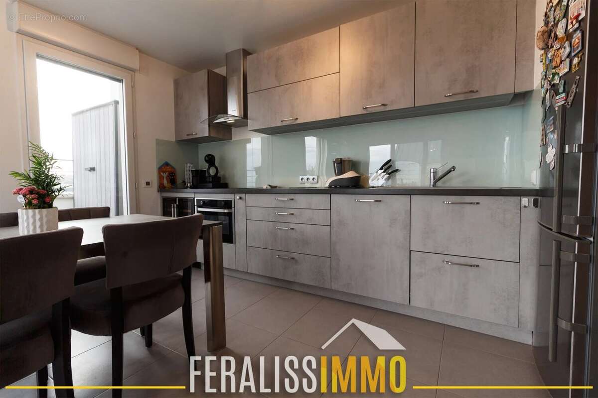 Appartement à JOUY-LE-MOUTIER