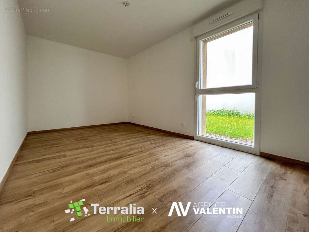 Appartement à NORROY-LE-VENEUR