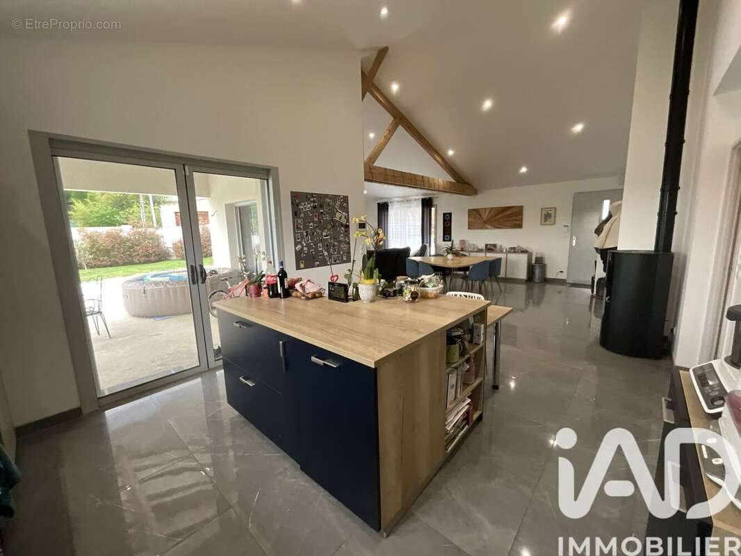 Photo 6 - Maison à ITEUIL