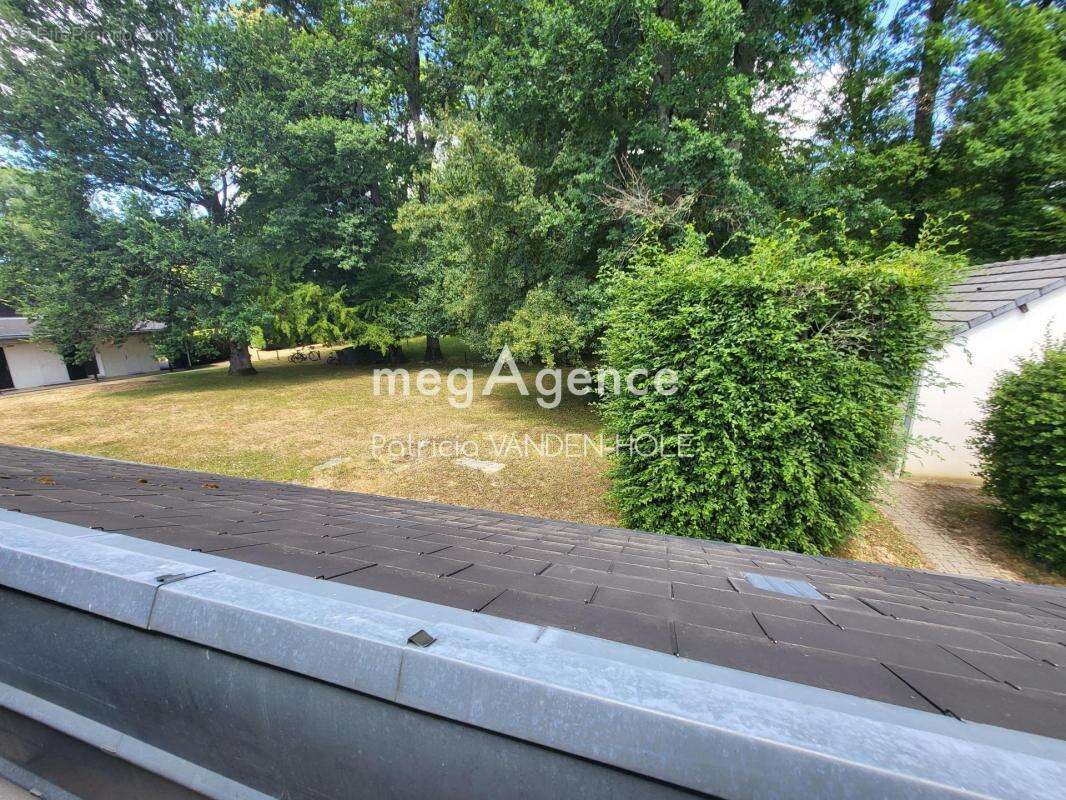 Maison dans un domaine résidentiel sécurisé avec piscines, golf et spa a 1h de Paris - photo 10
