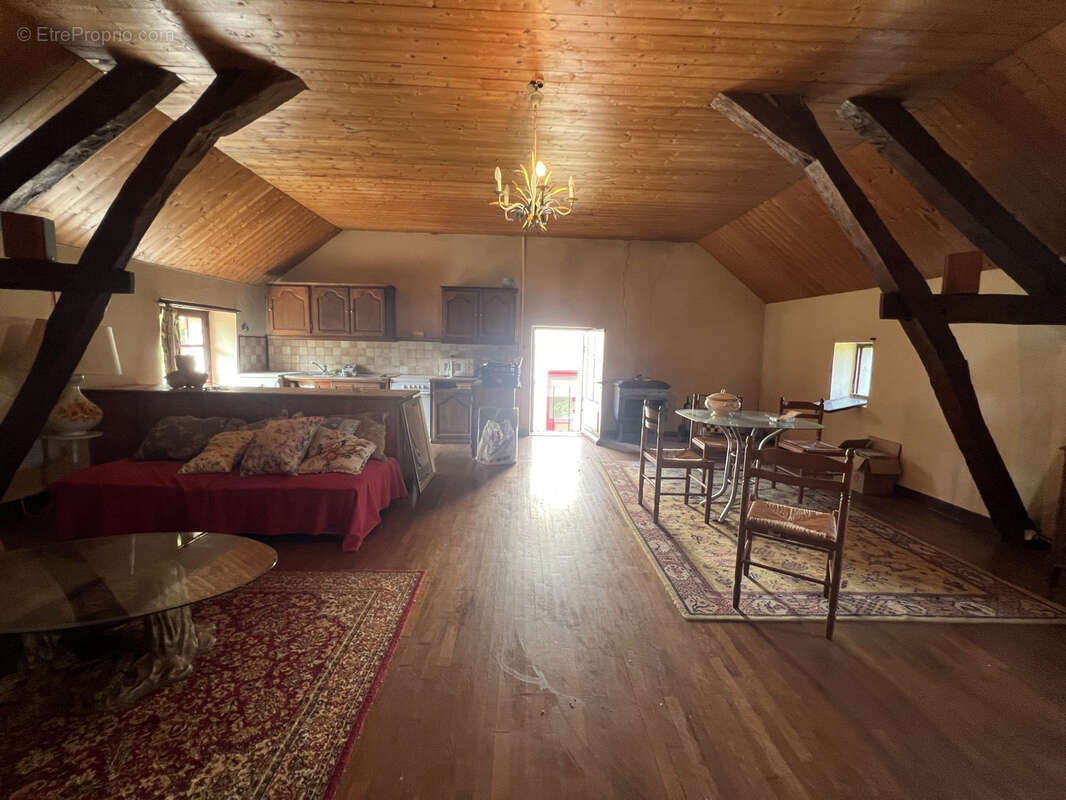 Maison à LE CHATELET