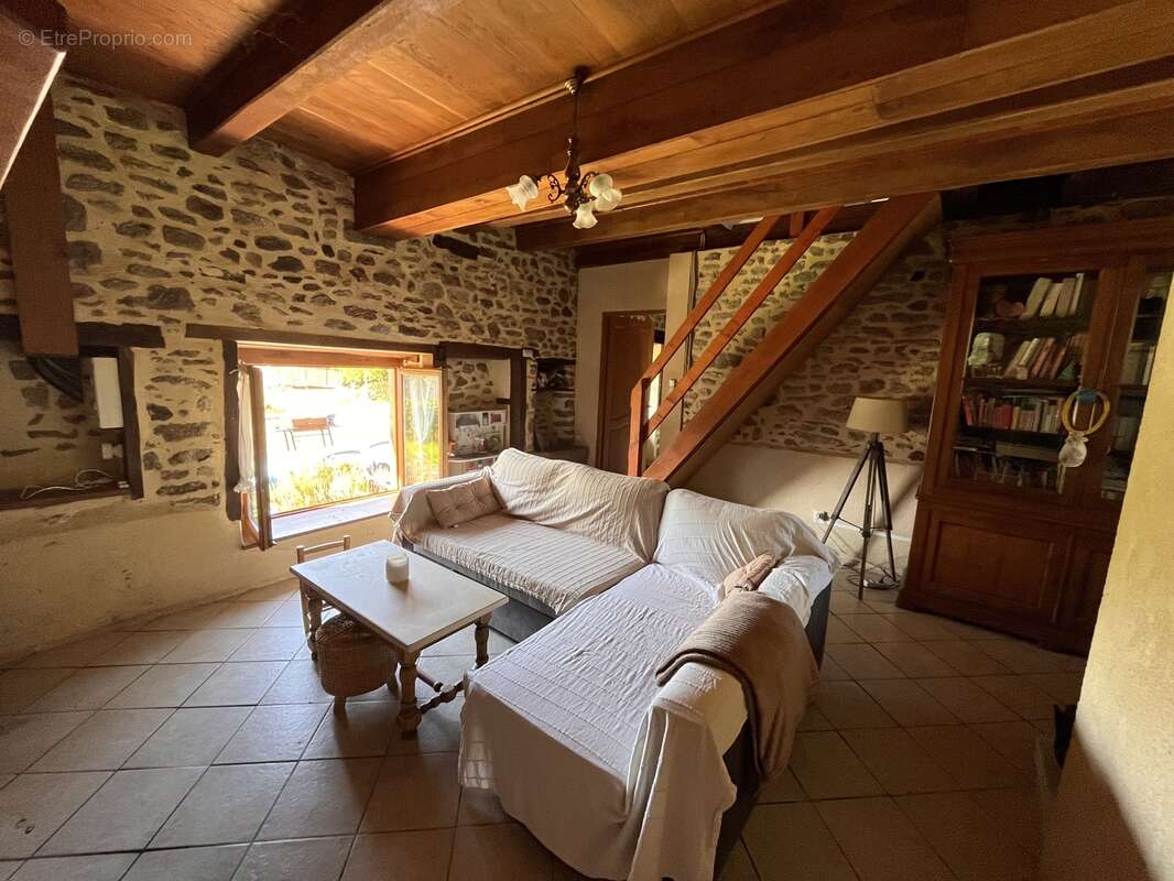 Maison à CHAMPNETERY