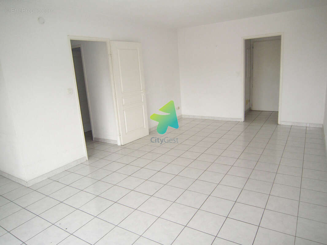 Narbonne, appartement type 3 loggia - photo 6