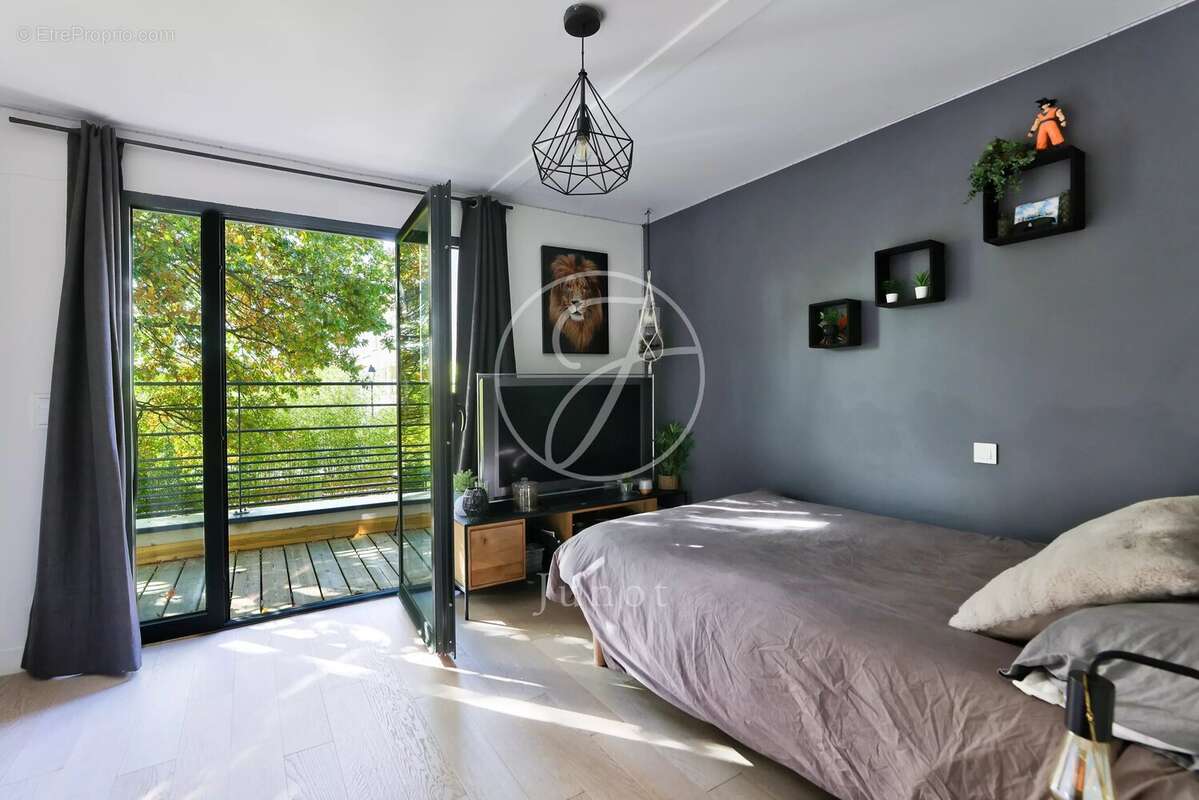 Maison à SAINT-CLOUD