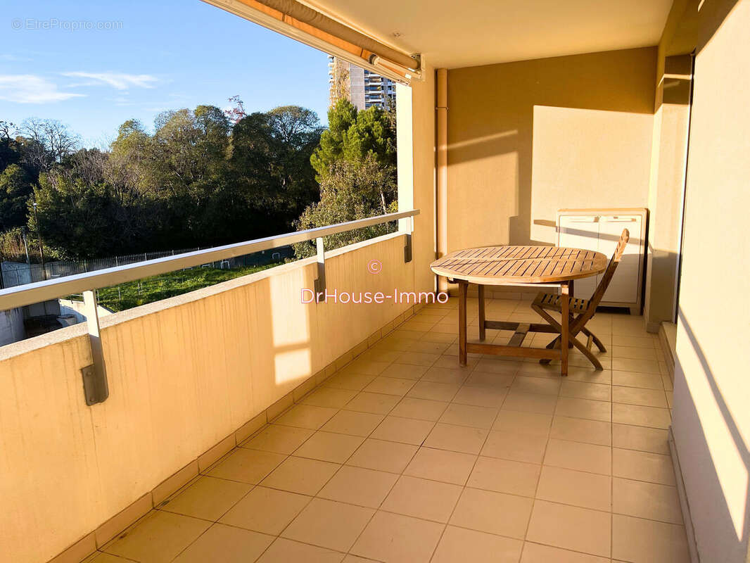 Appartement à MARSEILLE-9E