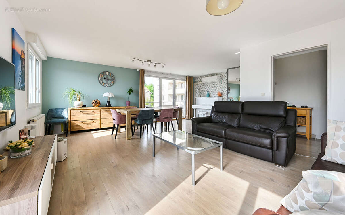 Appartement à LYON-9E