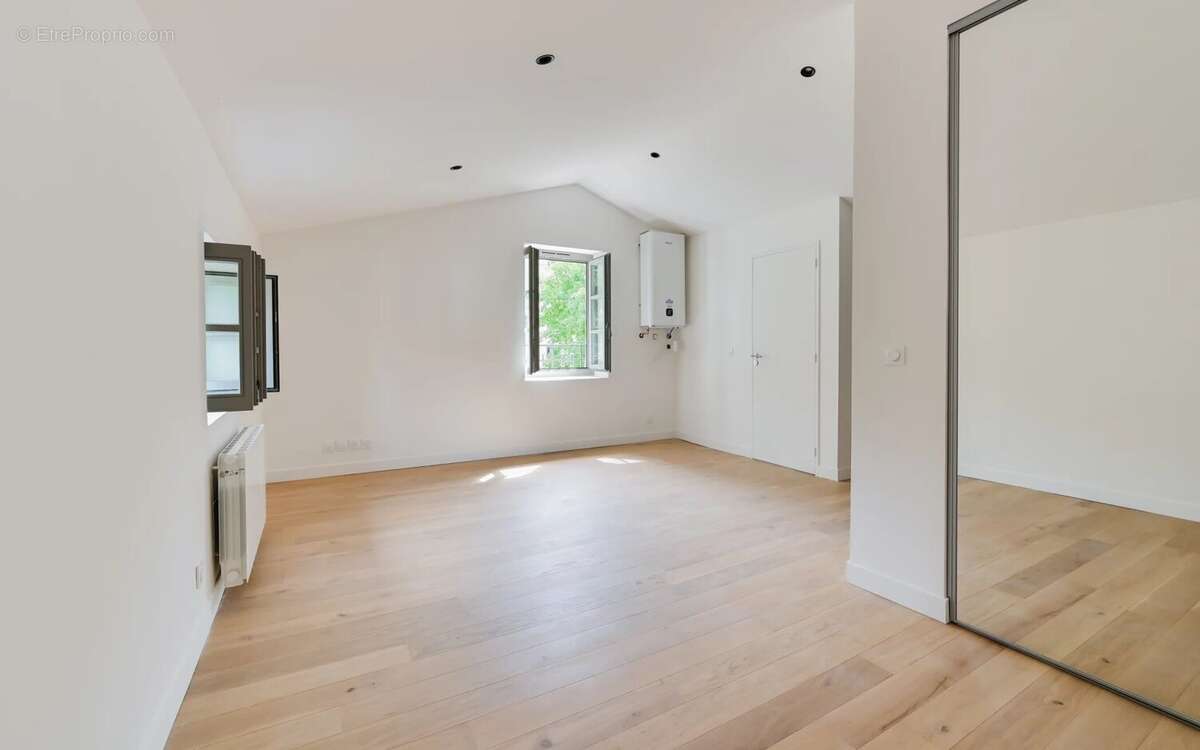 Appartement à TASSIN-LA-DEMI-LUNE